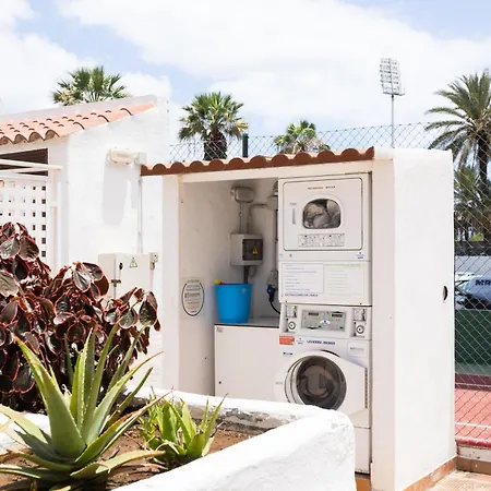 Home2book Terrace&pool In Americas, Comfy Apartman